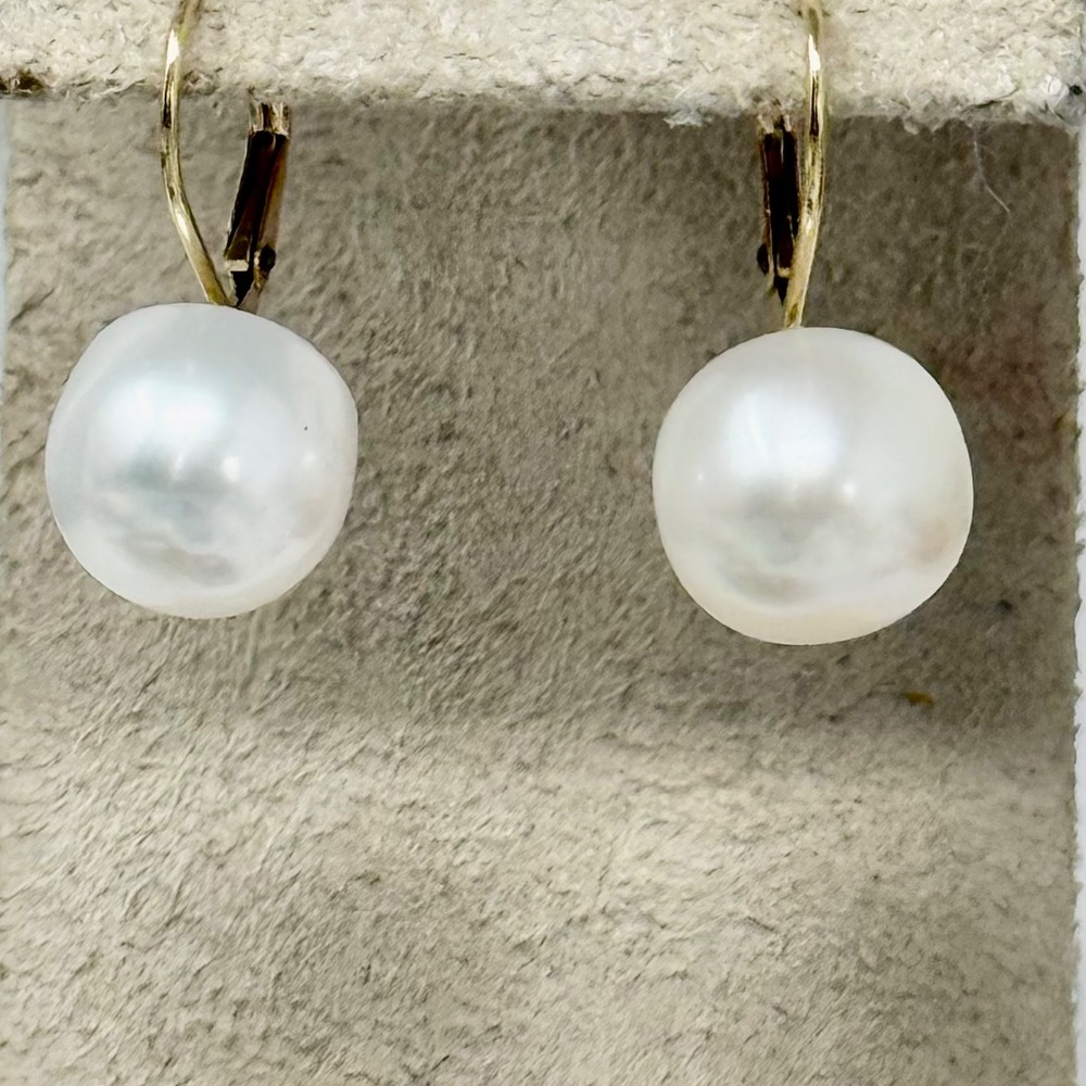 14k yellow gold genuine 10mm white pearl drop earrings excellent condition